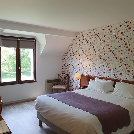 Hotel Restaurant Le Relais De Pouilly エクステリア 写真