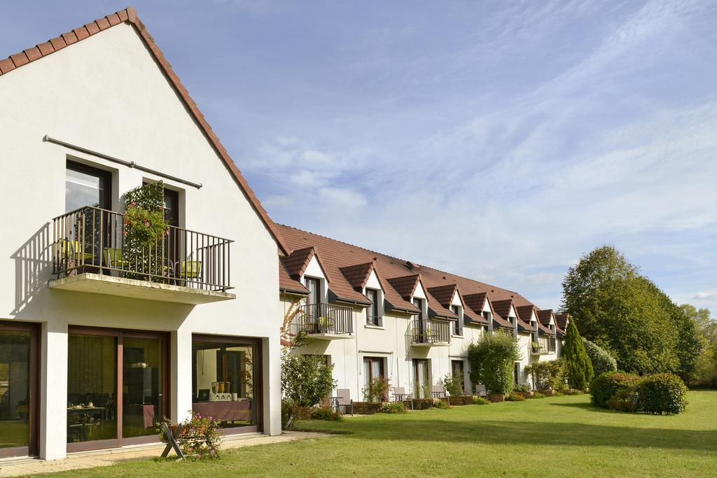 Hotel Restaurant Le Relais De Pouilly エクステリア 写真